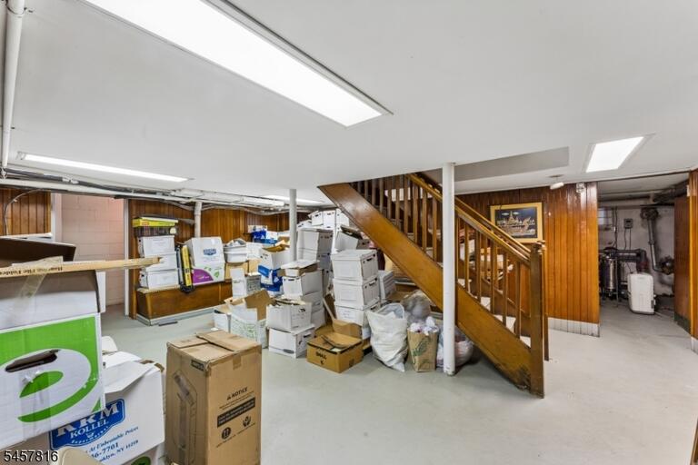 Property listing MLS 4050193 photo 32
