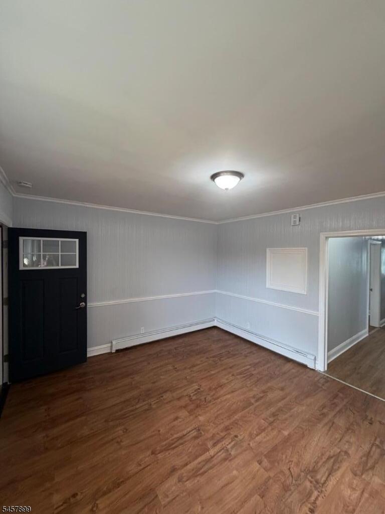 Property listing MLS 4050201 photo 3