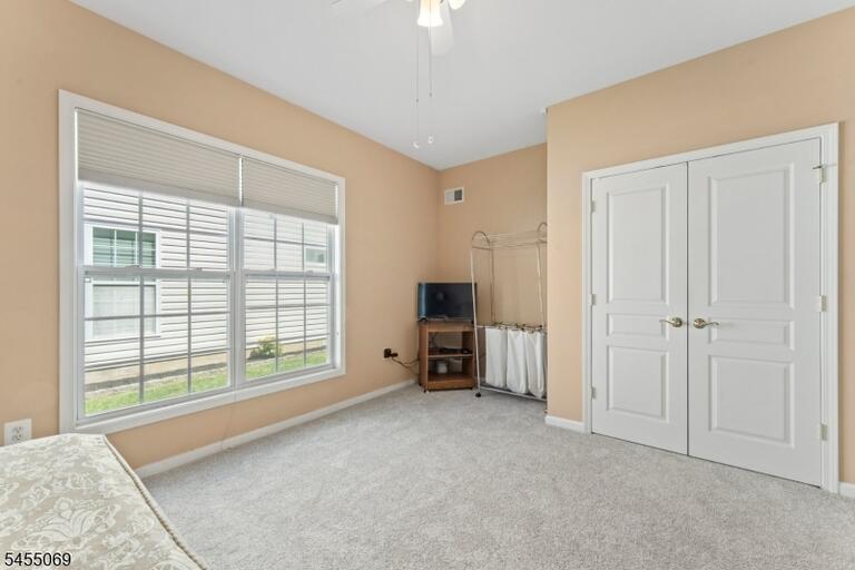 Property listing MLS 4050208 photo 35