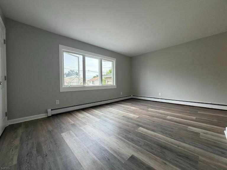 Property listing MLS 4050227 photo 7