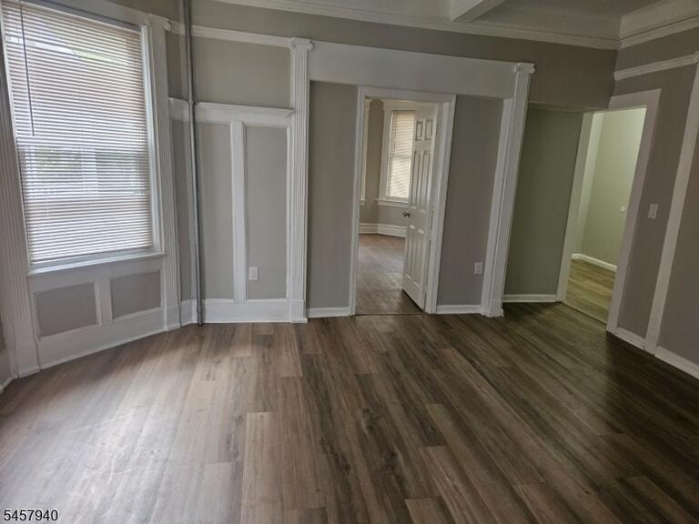 Property listing MLS 4050233 photo 3