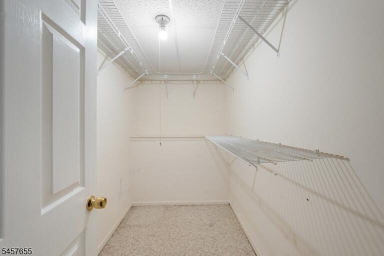 Property listing MLS 4050252 photo 22