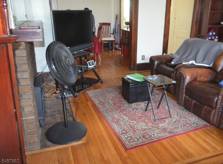 Property listing MLS 4050260 photo 15