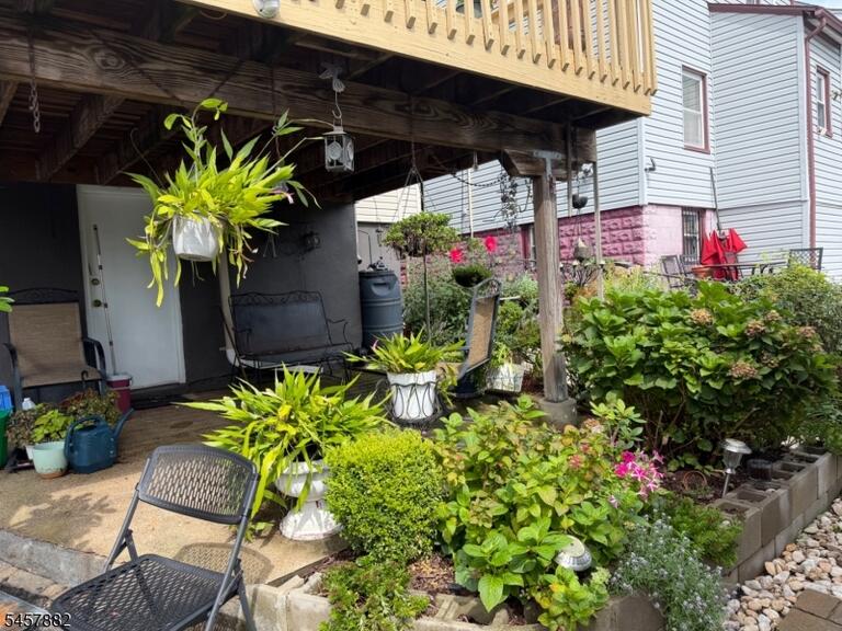 Property listing MLS 4050260 photo 5