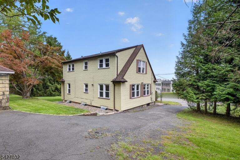 Property listing MLS 4050267 photo 18