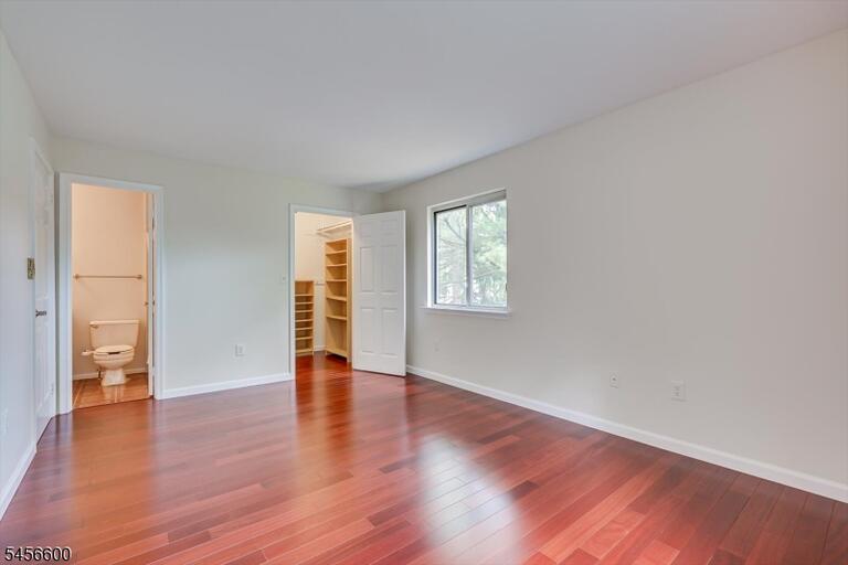 Property listing MLS 4050272 photo 19