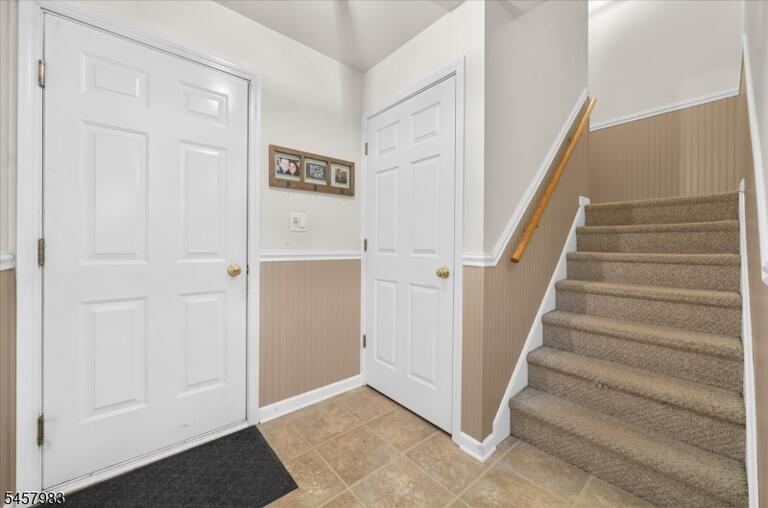 Property listing MLS 4050282 photo 24