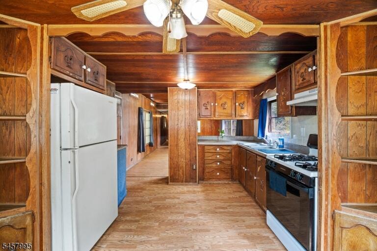 Property listing MLS 4050290 photo 6