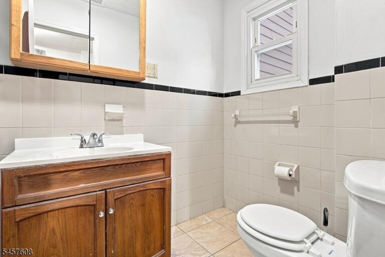 Property listing MLS 4050292 photo 15