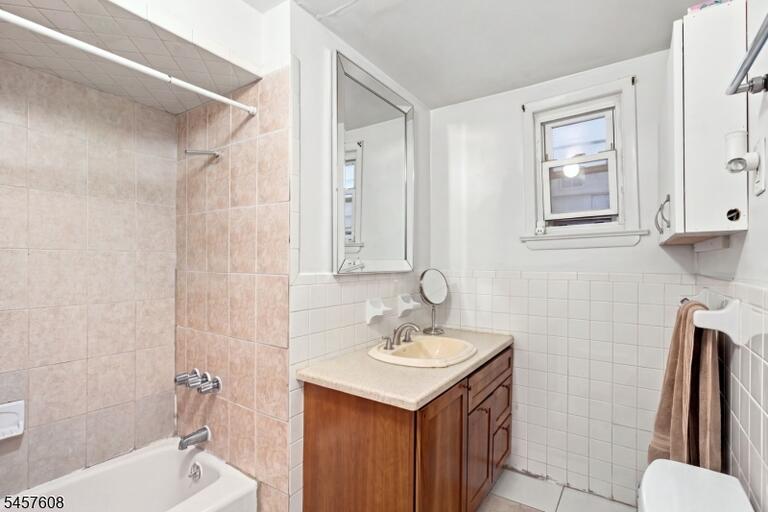 Property listing MLS 4050292 photo 17