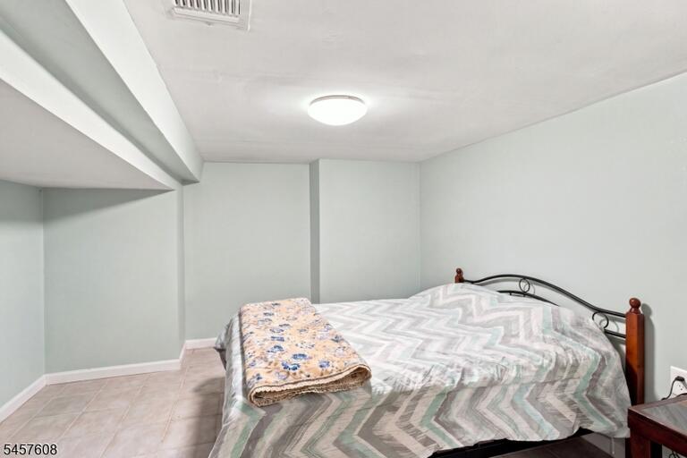 Property listing MLS 4050292 photo 25
