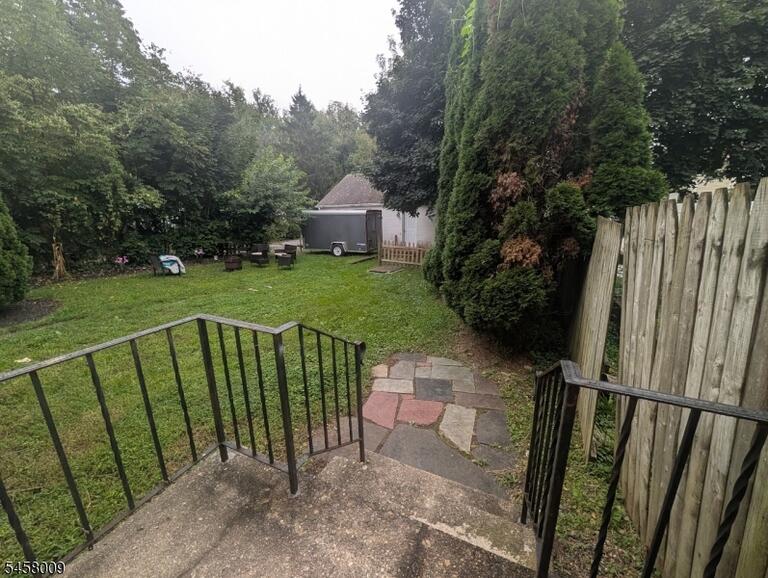 Property listing MLS 4050300 photo 12