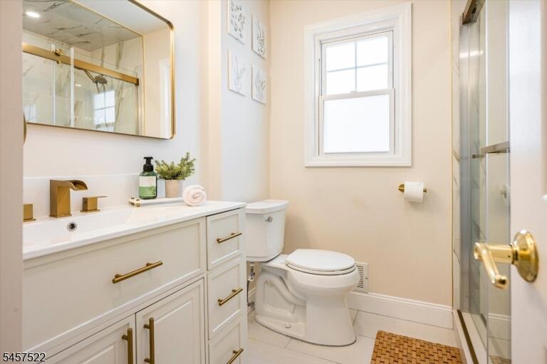 Property listing MLS 4050303 photo 19