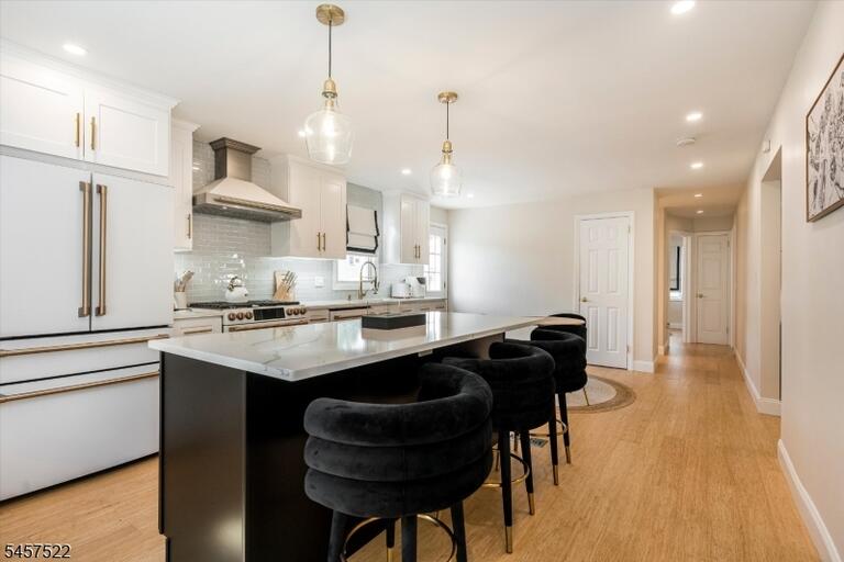 Property listing MLS 4050303 photo 9