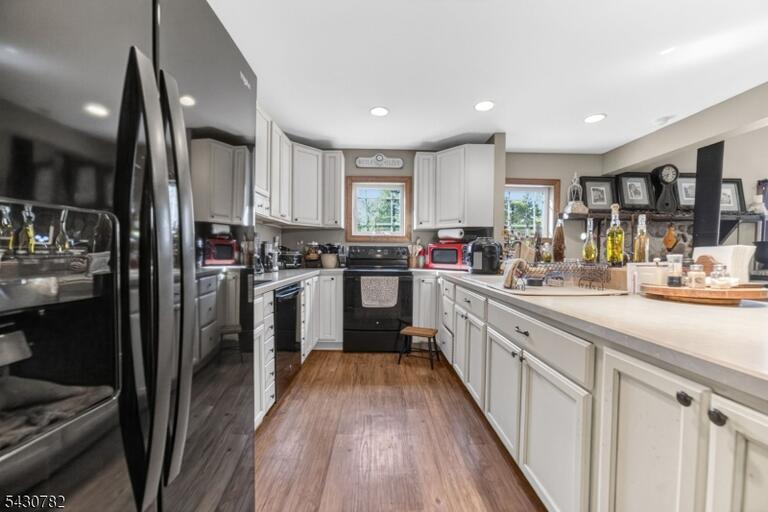 Property listing MLS 4050308 photo 14