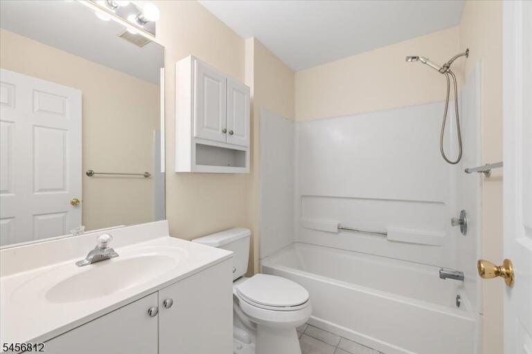 Property listing MLS 4050316 photo 19