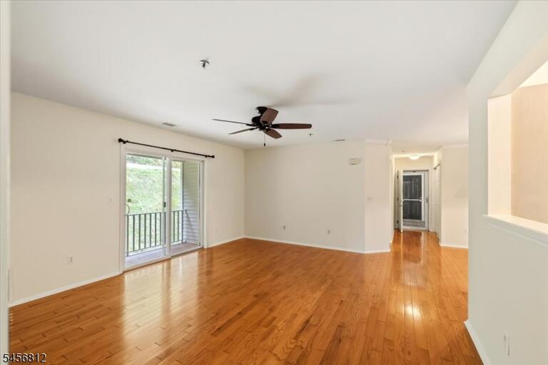 Property listing MLS 4050316 photo 5