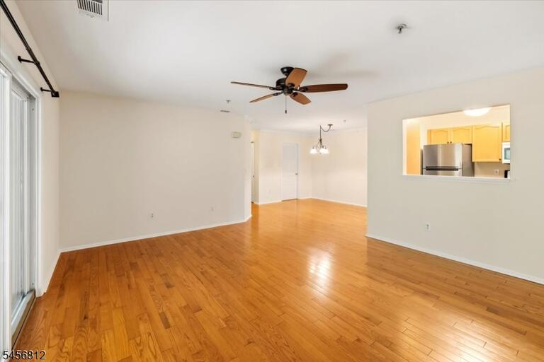 Property listing MLS 4050316 photo 7