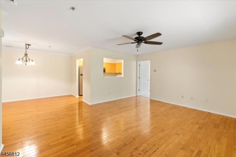 Property listing MLS 4050316 photo 8