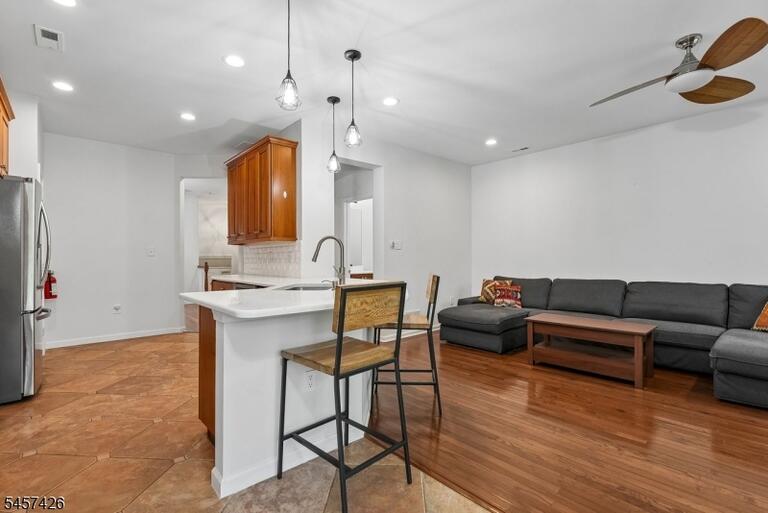 Property listing MLS 4050321 photo 10