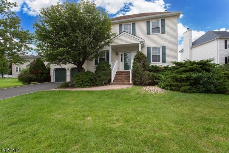 Property listing MLS 4050322 photo 1
