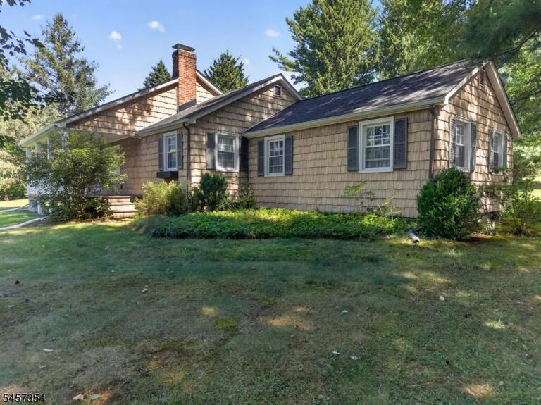 Property listing MLS 4050325 photo 6