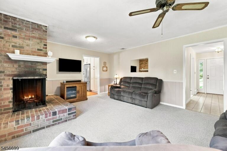 Property listing MLS 4050326 photo 10