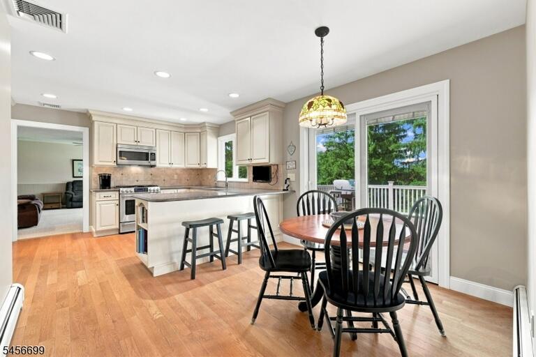 Property listing MLS 4050326 photo 16
