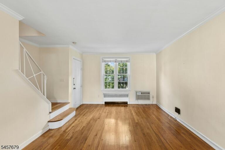 Property listing MLS 4050351 photo 8