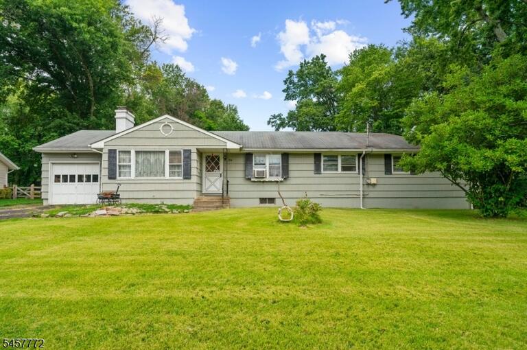 Property listing MLS 4050375 photo 1