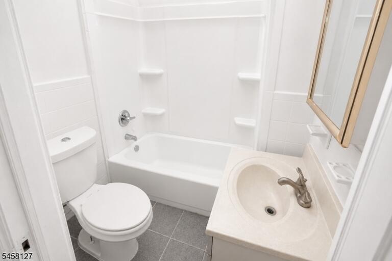 Property listing MLS 4050392 photo 17