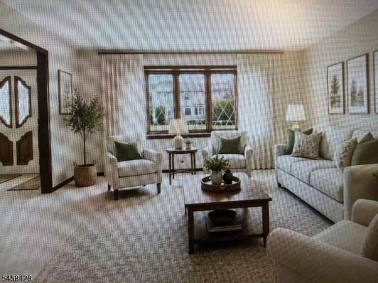 Property listing MLS 4050400 photo 3