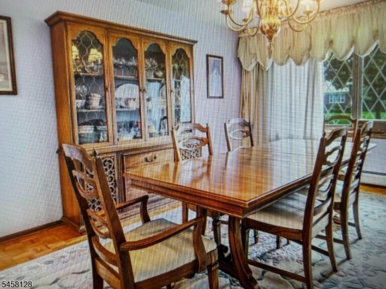Property listing MLS 4050400 photo 5