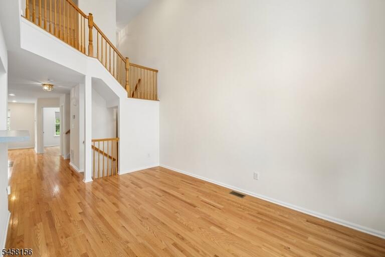 Property listing MLS 4050409 photo 30