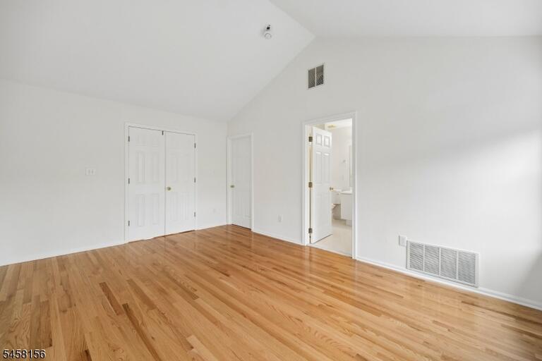 Property listing MLS 4050409 photo 6