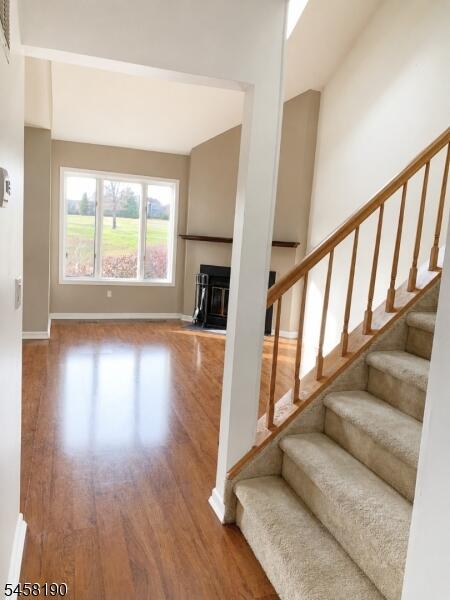 Property listing MLS 4050444 photo 2