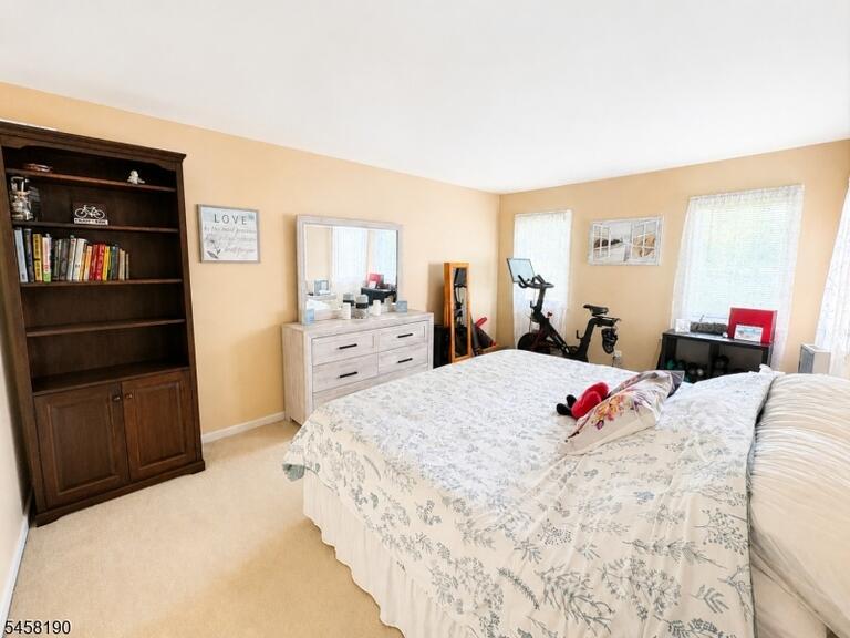Property listing MLS 4050444 photo 9